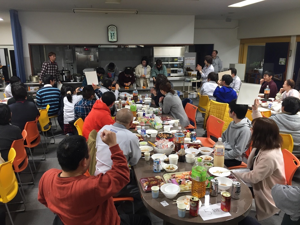 忘年会の楽しい１コマ